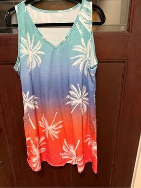 Sleeveless Palm-Print Ombré Tunic in Blue and Coral